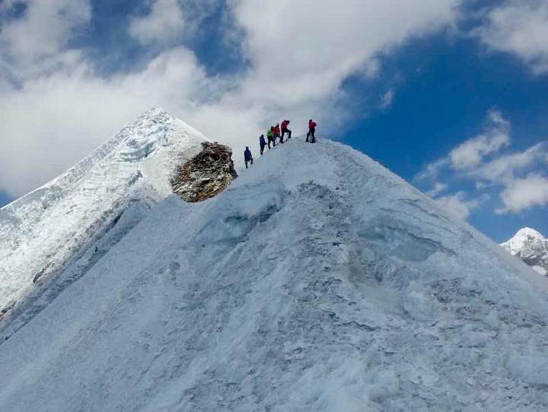 Austrian alpinist found dead on Mt Lobuche East