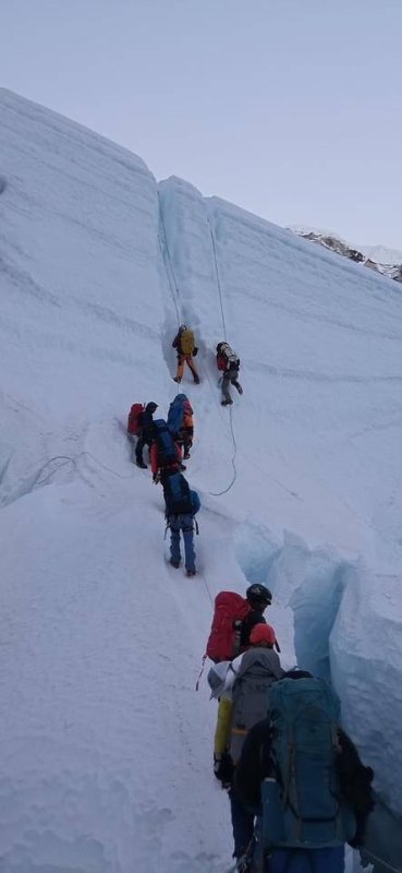 Black Americans create history successfully scaling Mt Everest