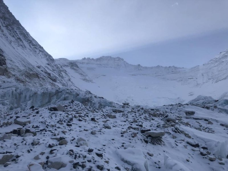 Elite's Lingtren climbers 'illegally' climb Everest Camp III