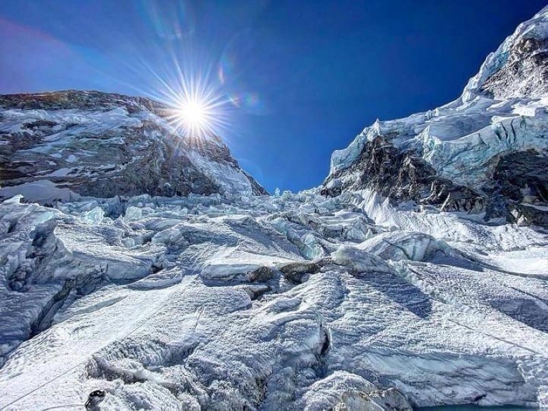 Garrett Madisson, Tim Mosedale among 10 climbers scale Mt Nuptse