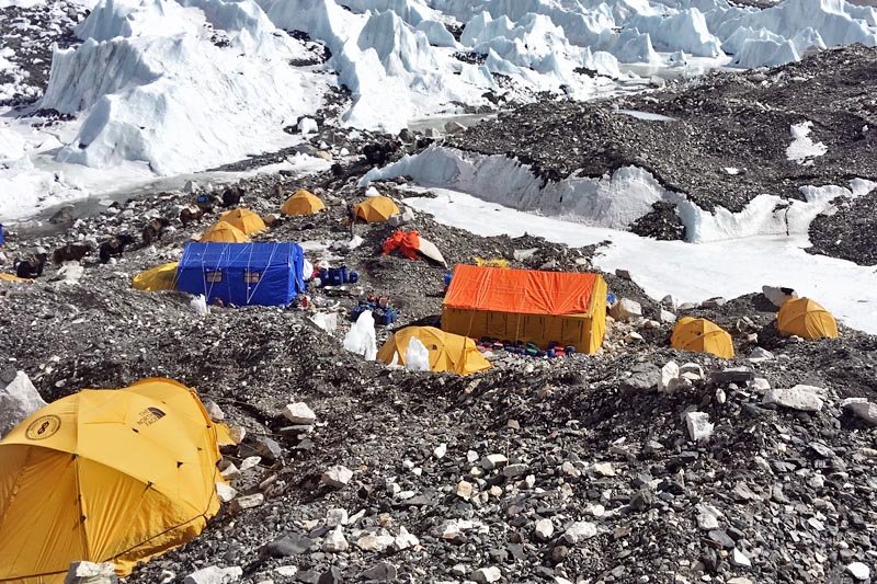 Icefall doctors open Everest route, Base Camp being set up
