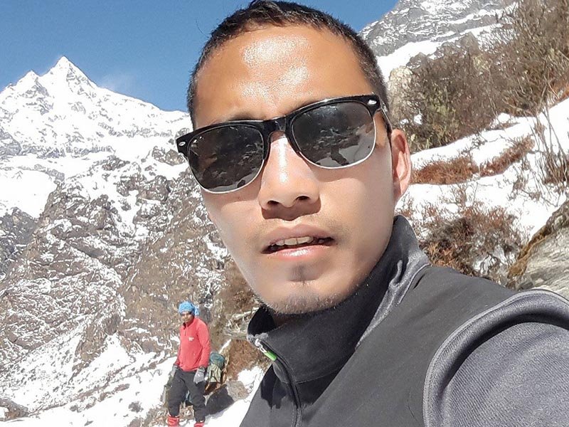 IFMGA guide Damai Sarki Sherpa dies; Everest death toll reaches five