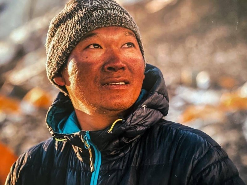 IFMGA guide Lopsang Sherpa recounts Everest, Lobuche rescue