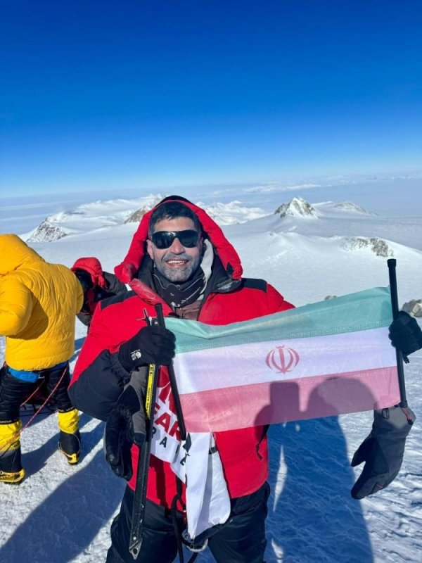 Iranian Climber Andrew Aziz achieves historic summit in Antarctica