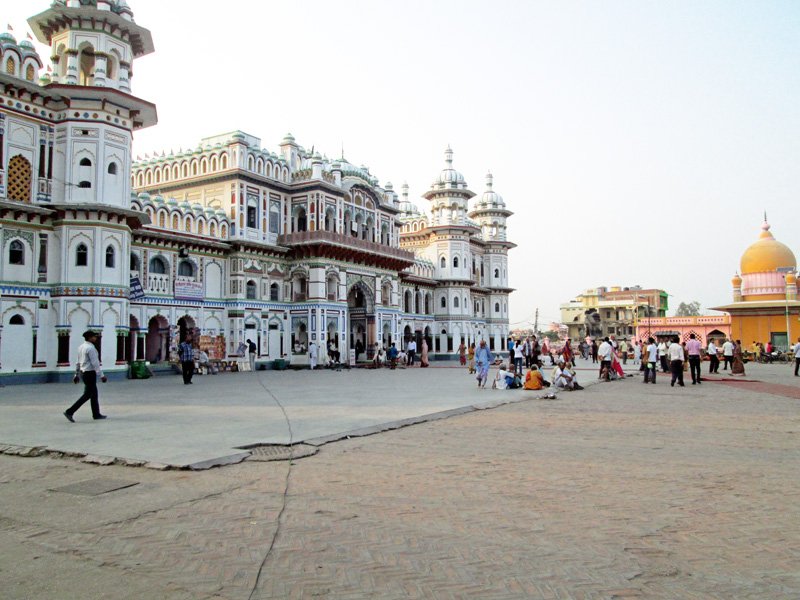 Janakpur tense as local traders protest UDMF agitation