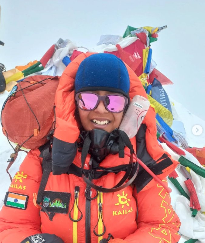 Kaamya Karthikeyan becomes youngest Indian female to scale Mt. Everest