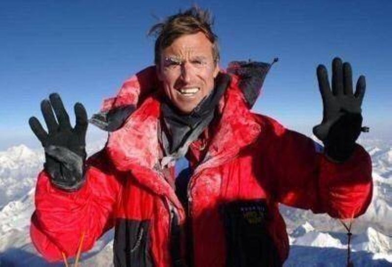 Kenton Cool scales Everest for 19th time breaking own record