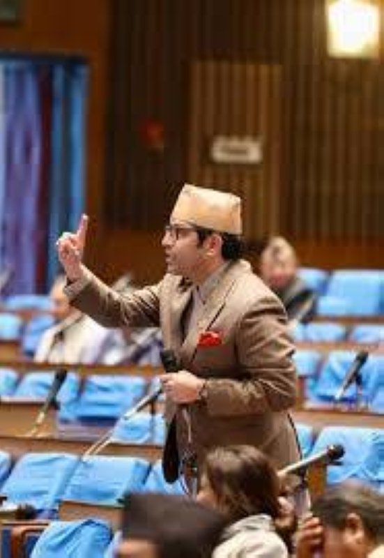 Lawmaker Bajgain vents ire on Tourism Minister, demands strong aviation bill