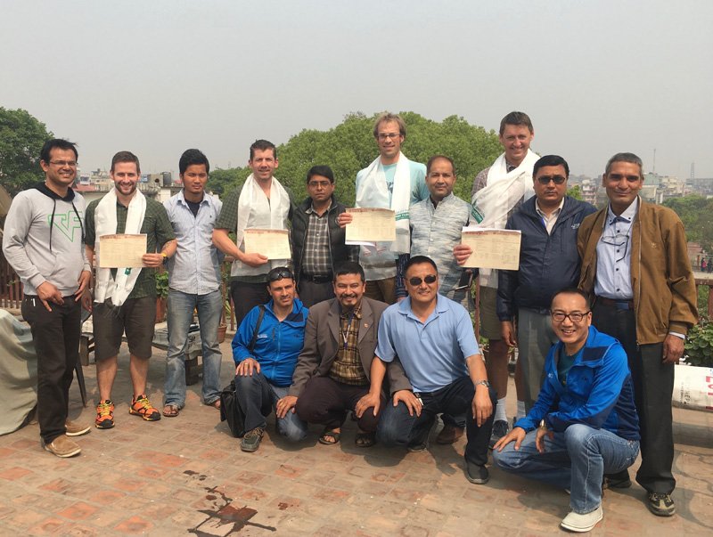 Mountaineers set for spring bid on Mt Everest