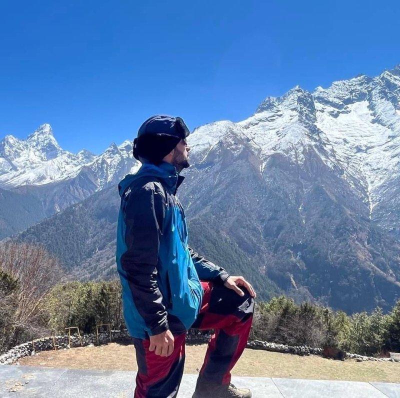 Nepali climber dies on descent at Everest Camp IV