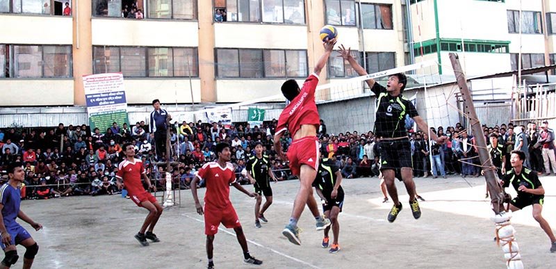 New Diamond, Newton advance to girls� final