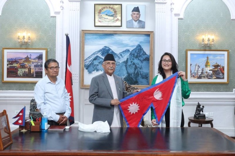 PM Oli honors Omnika Dangol for historic mountaineering feats