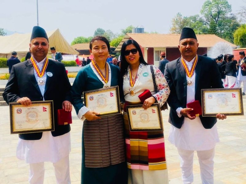 President honours mountaineers with Jana Sewa Shree Medal