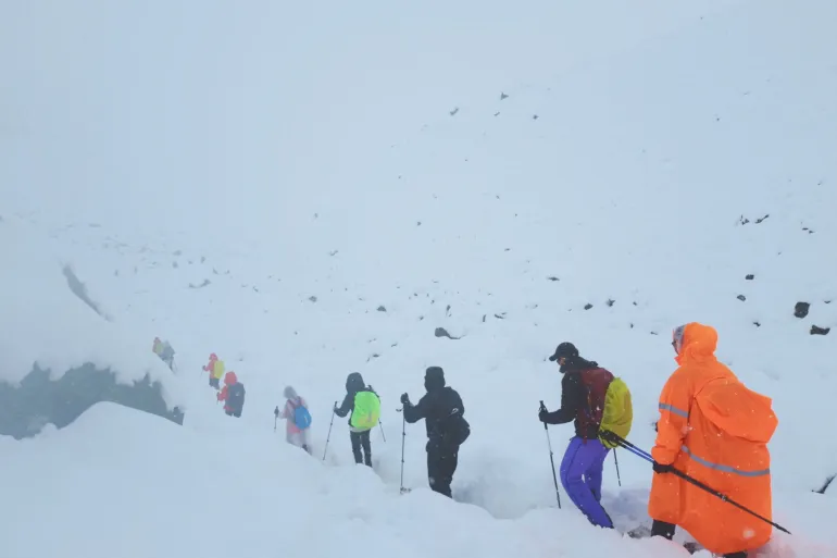 Over 350 Trekkers Rescued from Blizzard-Hit Mount Everest; Hundreds Still Stranded