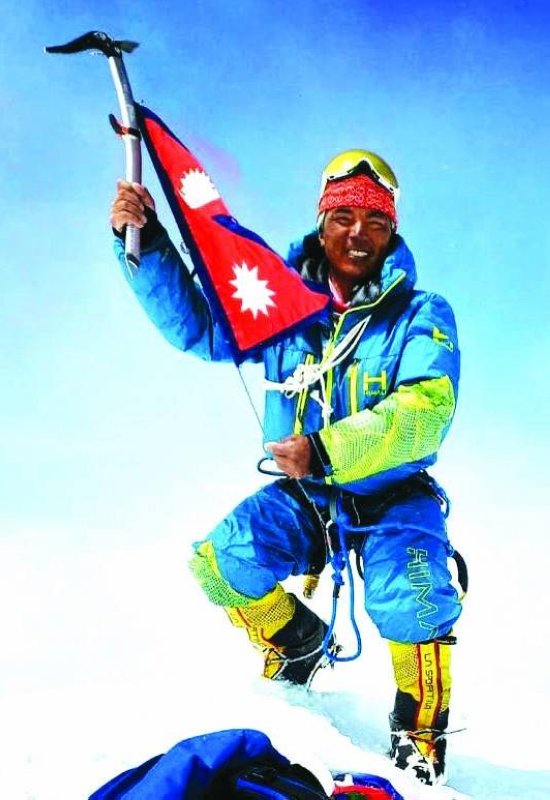 Rolwaling's Tamting Shepra completes 14th 8000er