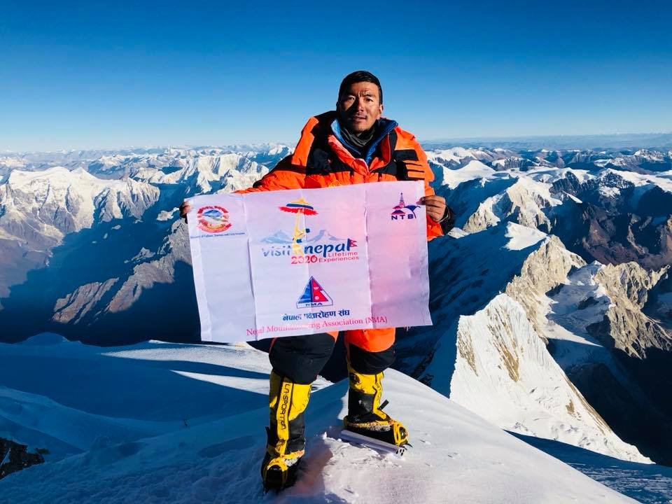 Sherpa scales Mt Manaslu with Visit Nepal 2020 message in nine days