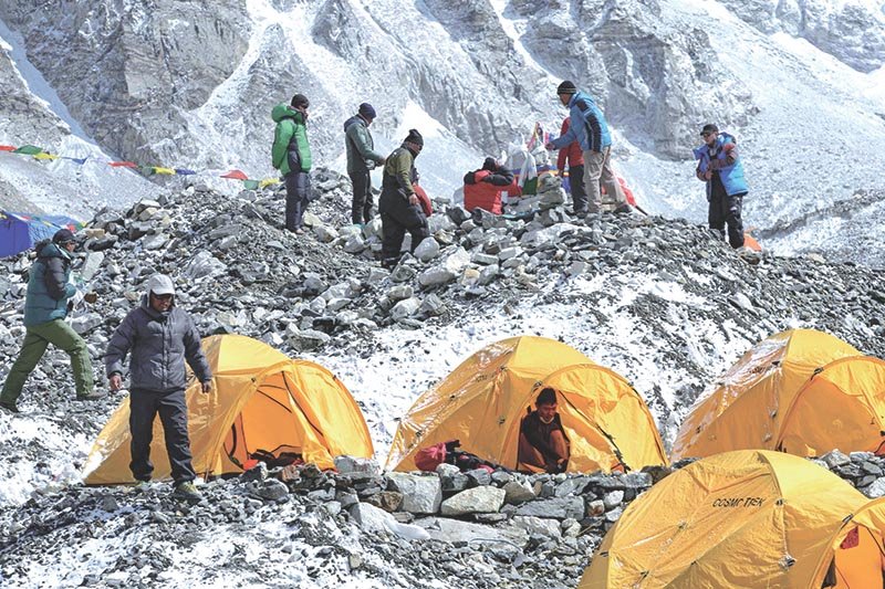 Sherpa shortage takes a toll on Everest