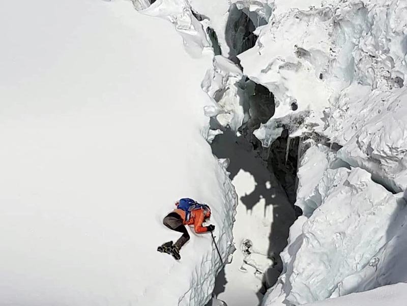 Sherpa team retrieves Austrian climber�s body from Mt Lobuche East