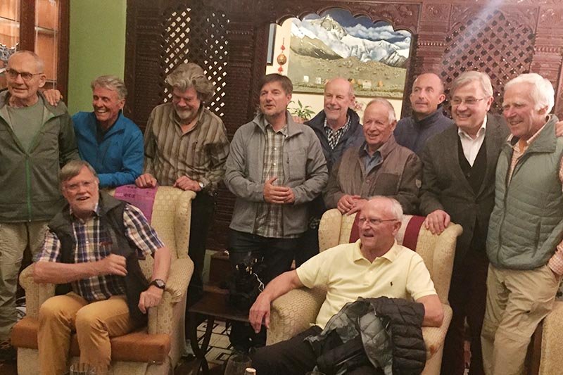 Team that pioneered climbing without oxygen support on Everest returns