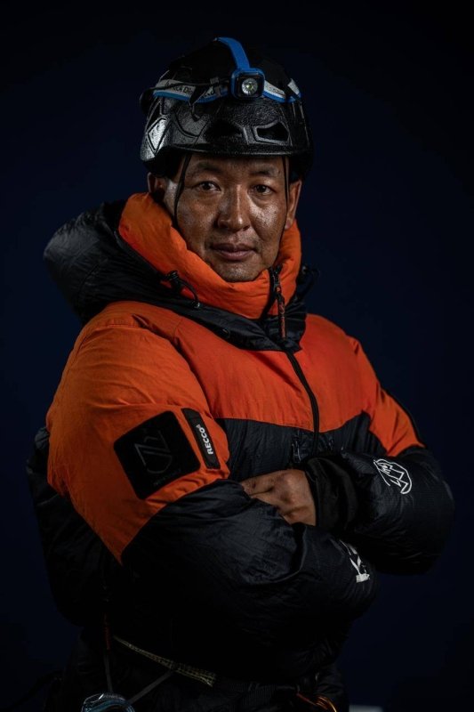 The Portrait of a Silent Climber