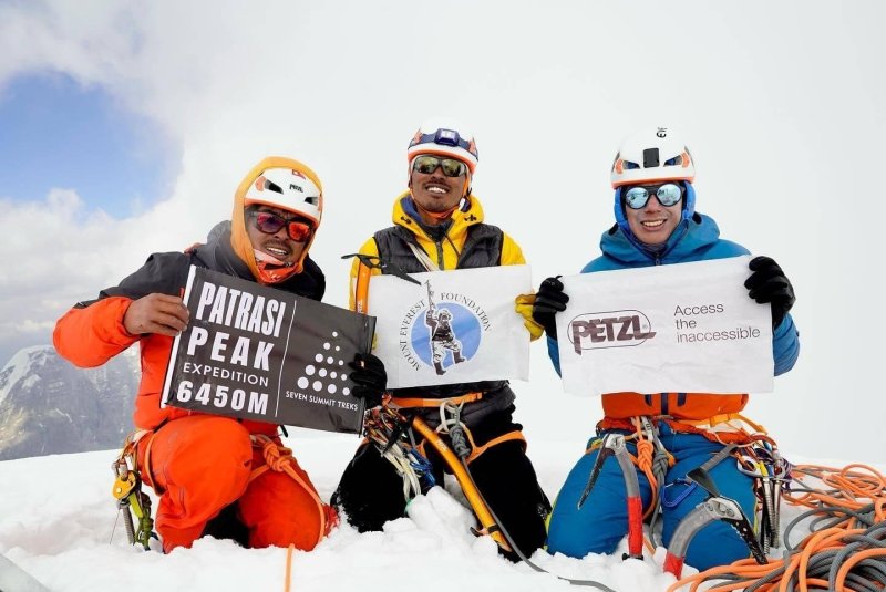 Three Nepali climbers make first ascent of Patrasi Peak