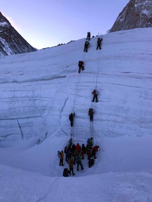 Two injured as ice collapse hits Mt Everest route